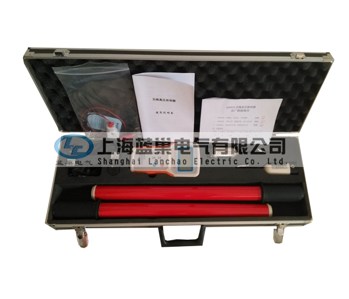 TAG-8000無(wú)線高壓核相器（以下簡(jiǎn)稱“儀器”）用于檢測(cè)環(huán)網(wǎng)或雙電源電力網(wǎng)閉環(huán)點(diǎn)斷路器兩側(cè)電源是否同相。在閉環(huán)兩電源之前一定要進(jìn)行核相操作，否則可能發(fā)生短路。儀器適合6KV～220KV輸電線路帶電核相作業(yè)，同時(shí)具有高壓驗(yàn)電和核定相序的功能。